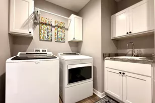 441 Hickory St, Janesville, WI 53536 - Photo 31