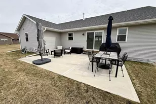 441 Hickory St, Janesville, WI 53536 - Photo 13