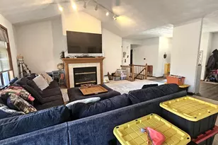 720 Waveland Rd, Janesville, WI 53548 - Photo 7