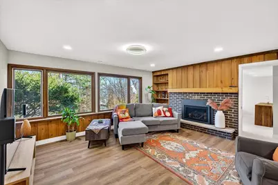 5117 Lake Mendota Drive, Madison, WI 53705 - Photo 37
