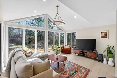 5117 Lake Mendota Drive, Madison, WI 53705 - Photo 5