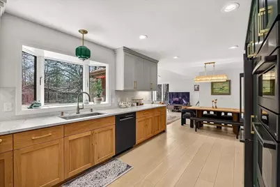 5117 Lake Mendota Drive, Madison, WI 53705 - Photo 13