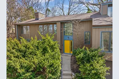 5117 Lake Mendota Drive, Madison, WI 53705 - Photo 3