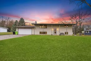 N7389 Edgewater Dr, Beaver Dam, WI 53916 - Photo 3