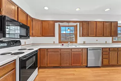 402 Modern Avenue, Reedsburg, WI 53959 - Photo 5