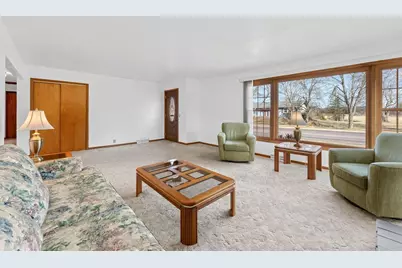 402 Modern Avenue, Reedsburg, WI 53959 - Photo 7