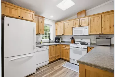 1008 Gem Avenue, Dell Prairie, WI 53965 - Photo 11