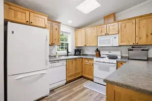 1008 Gem Ave, Dell Prairie, WI 53965 - Photo 11