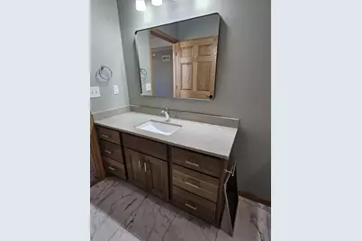 915 Suthrland Avenue, Janesville, WI 53545 - Photo 15