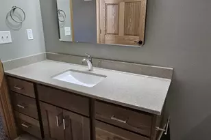 915 Sutherland Ave, Janesville, WI 53545 - Photo 15