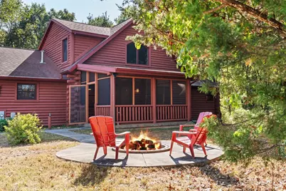 237 Oakbrook Drive, Wisconsin Dells, WI 53965 - Photo 3