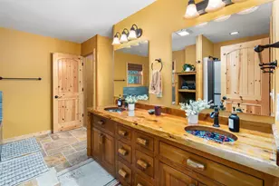 237 Oakbrook Dr, Wisconsin Dells, WI 53965 - Photo 29