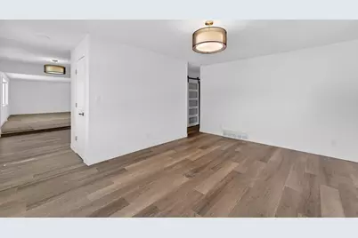 413 E Lincoln Drive, DeForest, WI 53532 - Photo 13