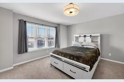 828 Shadowwood Trail, Sun Prairie, WI 53590 - Photo 17