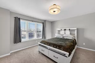 828 Shadowwood Trl, Sun Prairie, WI 53590 - Photo 17