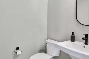 828 Shadowwood Trl, Sun Prairie, WI 53590 - Photo 15