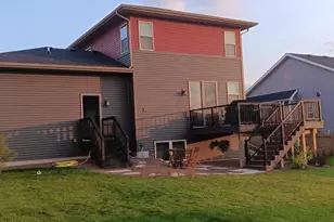 828 Shadowwood Trl, Sun Prairie, WI 53590 - Photo 27