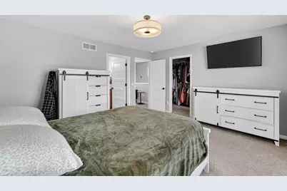 828 Shadowwood Trail, Sun Prairie, WI 53590 - Photo 19