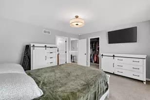 828 Shadowwood Trl, Sun Prairie, WI 53590 - Photo 19