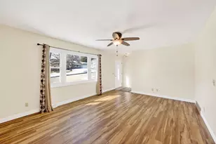 709 Hamilton St, Mount Horeb, WI 53572 - Photo 5