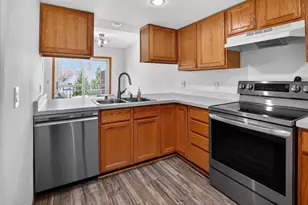 213 N Musket Ridge Dr, Sun Prairie, WI 53590 - Photo 7