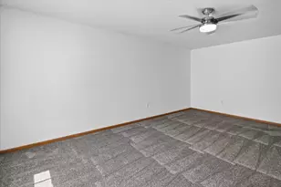 213 N Musket Ridge Dr, Sun Prairie, WI 53590 - Photo 23