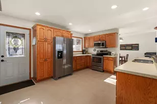 3458 Field Crest Ct, Beloit, WI 53511 - Photo 23