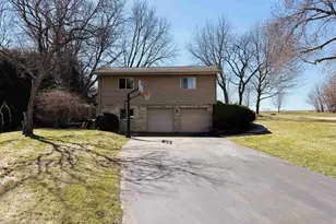 3458 Field Crest Ct, Beloit, WI 53511 - Photo 5