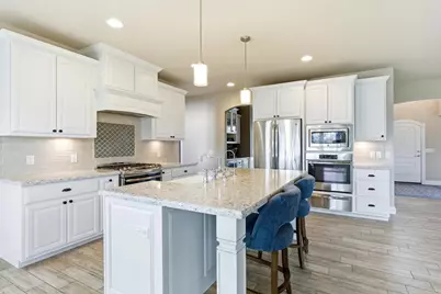 2505 Genevieve Way, Waunakee, WI 53597 - Photo 19