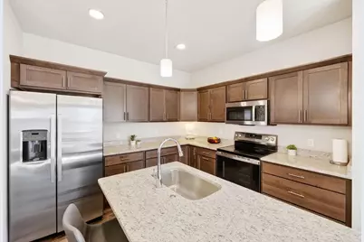 6972 Belle Fontaine Boulevard, Middleton, WI 53562 - Photo 11