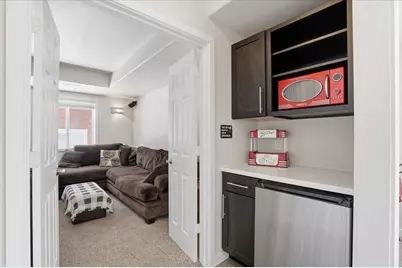 7162 Belle Fontaine Boulevard, Middleton, WI 53562 - Photo 39