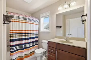 7162 Belle Fontaine Blvd, Middleton, WI 53562 - Photo 31