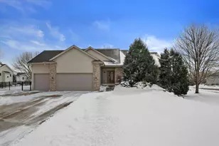 1221 Marcella Ct, Sun Prairie, WI 53590 - Photo 1