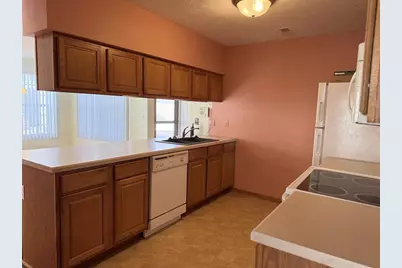 2521 Edgewood Drive, Beloit, WI 53511 - Photo 5