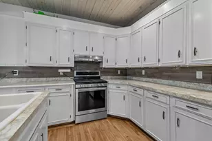 215 North Bridge St, Markesan, WI 53946 - Photo 11