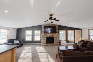 519 Delaney St, Highland, WI 53543 - Photo 3