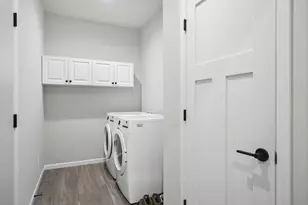 215 Boann Ter, Belleville, WI 53508 - Photo 37