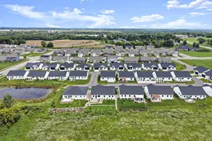 215 Boann Ter, Belleville, WI 53508 - Photo 35