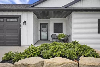 215 Boann Terrace, Belleville, WI 53508 - Photo 3