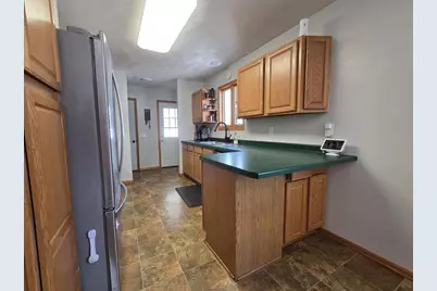 304 Breezy Point Drive, Pardeeville, WI 53954 - Photo 7