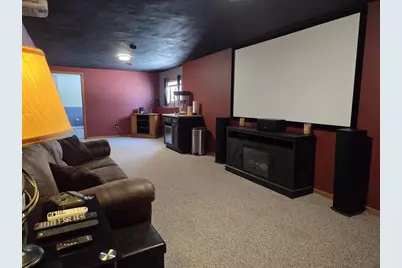 304 Breezy Point Drive, Pardeeville, WI 53954 - Photo 23