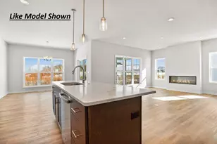 300 Michelle Ln, Cottage Grove, WI 53527 - Photo 3