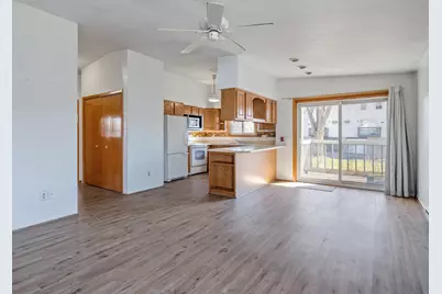 1105 McKenna Boulevard #H, Madison, WI 53719 - Photo 7