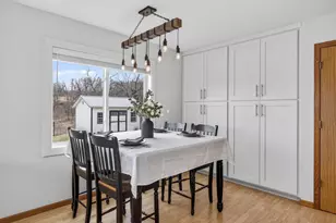 10886 Diamond Cir, Blue Mounds, WI 53517 - Photo 9