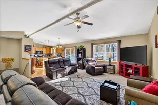 1351 Cumberland Dr, Edgerton, WI 53534 - Photo 7