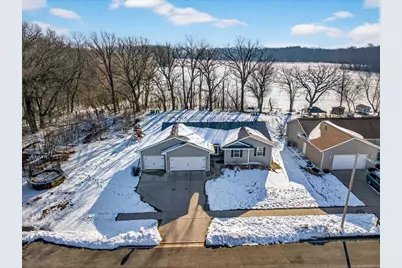 1351 Cumberland Drive, Edgerton, WI 53534 - Photo 5