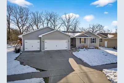 1351 Cumberland Drive, Edgerton, WI 53534 - Photo 3