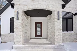 320 Oakbrook Dr, Lake Delton, WI 53965 - Photo 5