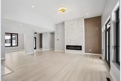 320 Oakbrook Drive, Lake Delton, WI 53965 - Photo 9