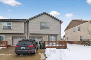 326 Pasque St, Sun Prairie, WI 53590 - Photo 57